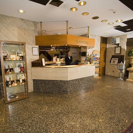Foxa 25 Hotel Madrid Kültér fotó