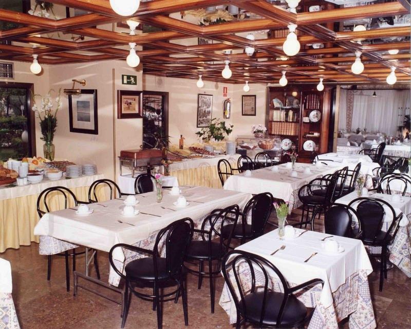 Foxa 25 Hotel Madrid Kültér fotó