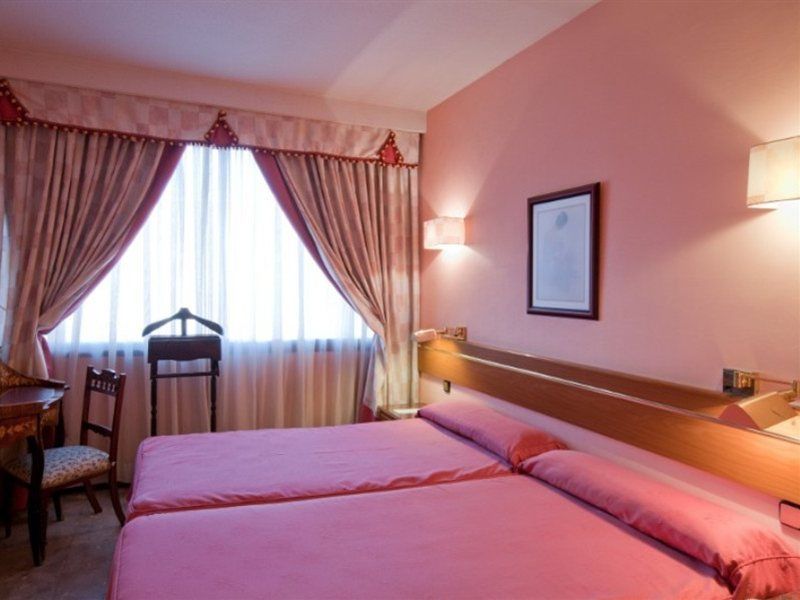 Foxa 25 Hotel Madrid Kültér fotó